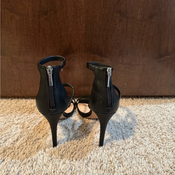Steve Madden Women’s Black Heels - NEW - Picture 4 of 4